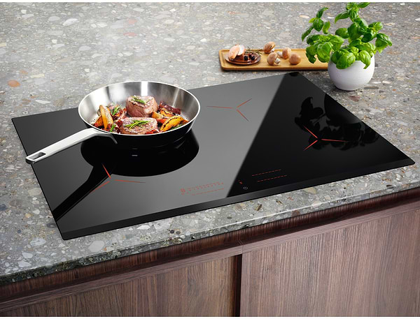 Фото - Варильна поверхня електрична Electrolux EIP8146