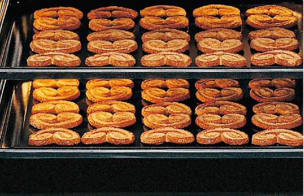 Фото - Плита газова Zanussi ZCK67211BA