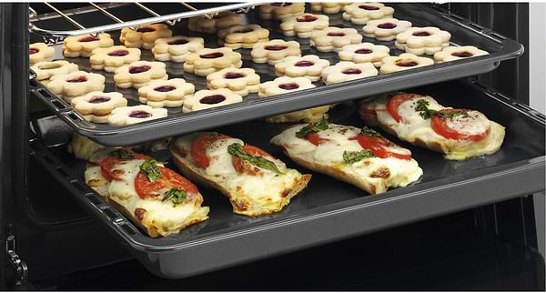 Фото - Плита электрическая Electrolux LKR540266W