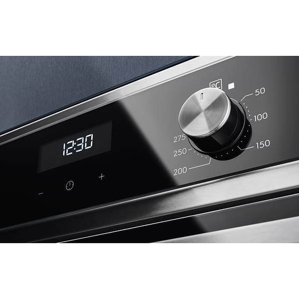 Фото - Духова шафа електрична Electrolux EOC5E70X