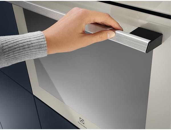 Фото - Духова шафа електрична Electrolux LOE7F31S