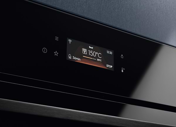 Фото - Духовой шкаф электрический Electrolux EOB8S39WZ