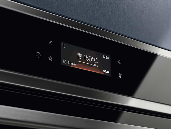Фото - Духовой шкаф электрический Electrolux EOE8P39WX