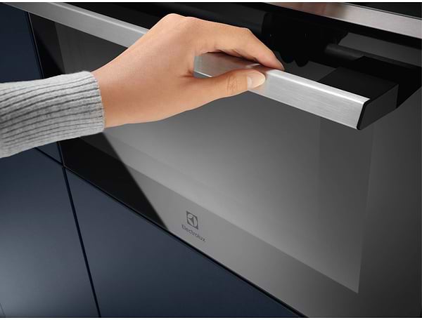 Фото - Микроволновая печь (СВЧ) встраиваемая Electrolux EVM8E08X