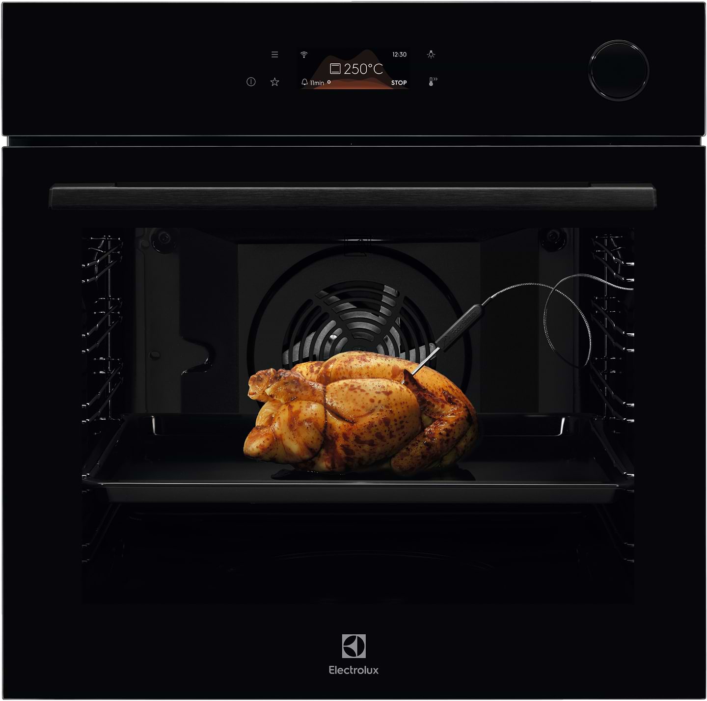 Духовой шкаф электрический Electrolux EOC8P39WZ - Фото 1
