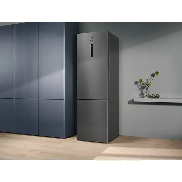 Фото - Холодильник Electrolux RNT7ME34X2