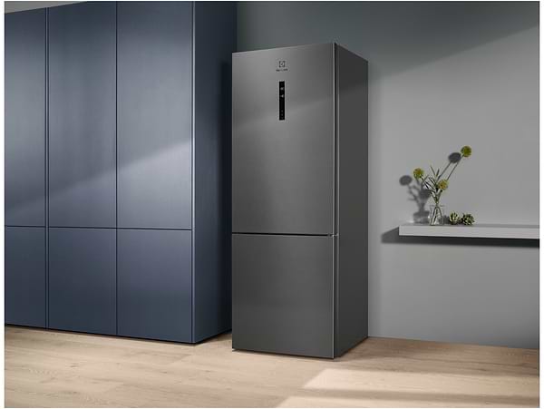 Фото - Холодильник Electrolux LNT6ME46X3