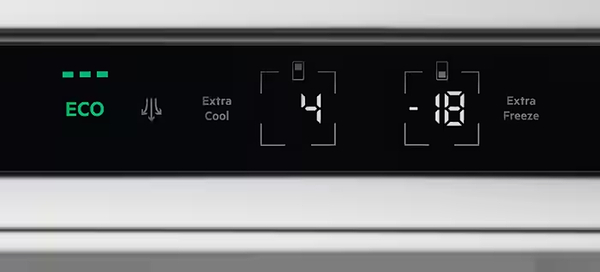 Фото - Холодильник Electrolux LNG7TE18S