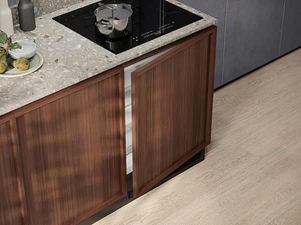 Фото - Морозильна камера вбудована Electrolux LYB2AE82S