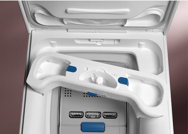 Фото - Стиральная машина Electrolux EW8T3372U