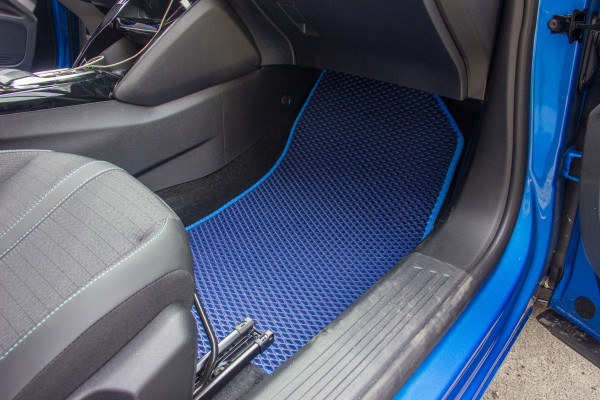 Фото - Коврики из экокожи в салон авто передние EVAtech ECO для 2008 Peugeot 2019 2 поколение SUV EU PT12767AE2AV2BBB