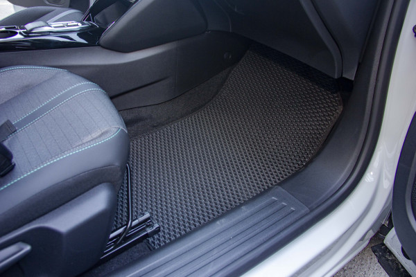 Фото - Коврики из экокожи в салон авто передние EVAtech ECO для 2008 Peugeot 2019 2 поколение SUV EU PT12767AE2AV2BBB