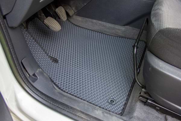 Фото - Коврики из экокожи в салон авто передние EVAtech ECO для 3008 Peugeot 2009-2016 1 поколение SUV EU PT3340A2CP2BBB