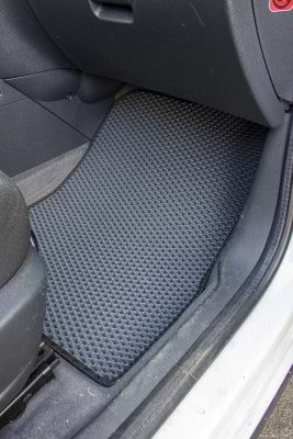 Фото - Коврики из экокожи в салон авто передние EVAtech ECO для 3008 Peugeot 2009-2016 1 поколение SUV EU PT3340A2CP2BBB