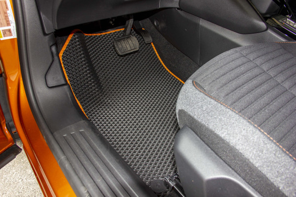 Фото - Коврики из экокожи в салон авто передние EVAtech ECO для 2008 Peugeot 2019 2 поколение SUV EU PT12767AE2AV2BBB