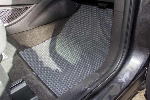 Фото - EVA килимки в салон авто EVAtech для Kuga Ford 2013-2016 2 покоління SUV EU FD33027PVC4FC2SBB