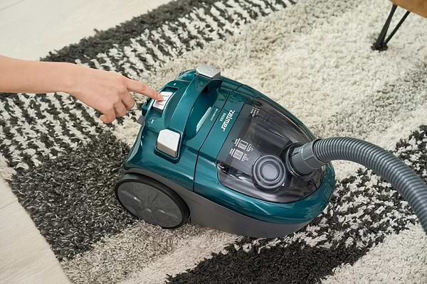 Фото - Пылесос для сухой уборки без мешка Zelmer ZVC031P