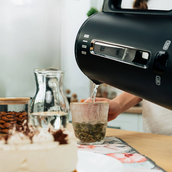 Фото - Электрический чайник QUIN KTL-202 Black