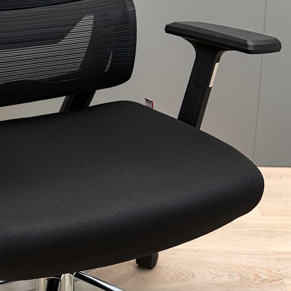 Фото - Кресло офисное Richman Вектор О Хроме М-2 Сетка Черная