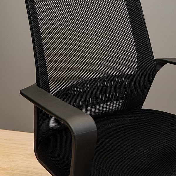 Фото - Крісло офісне Richman Фрайдей комплектація Хром М-1 (Tilt) Сітка чорна