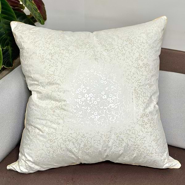 Фото - Подушка стандартна Lelit Лебяжка-золотим Кантом Bright crystal Перкаль Біла 70/70(1197375)