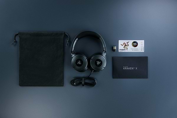 Фото - Гарнітура дротова ігрова Razer Kraken V4 X (RZ04-05180100-R3M1)