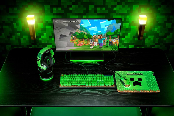 Фото - Клавиатура проводная игровая Razer BlackWidow V4 X Minecraft Edition (RZ03-04704100-R3M1)