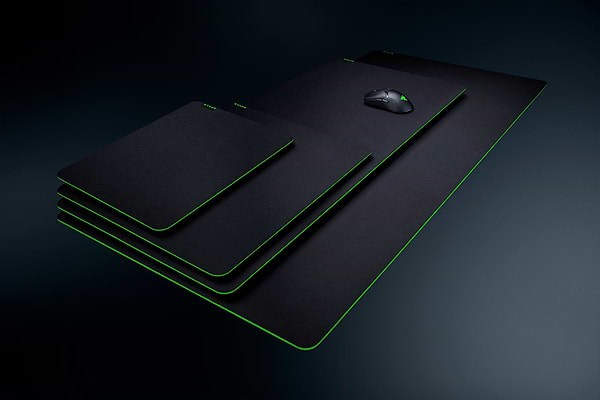 Фото - Коврик для мыши игровой Razer Gigantus V2 XXL (RZ02-03330400-R3M1)
