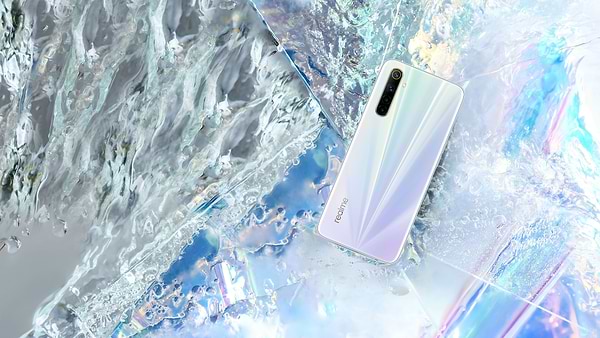 Фото - Смартфон realme 6 4/128Gb Blue
