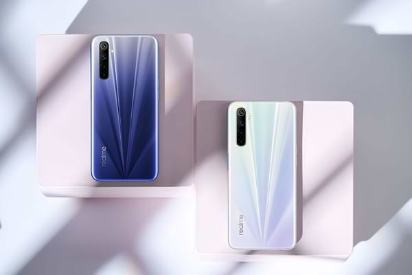 Фото - Смартфон realme 6 4/128Gb Blue