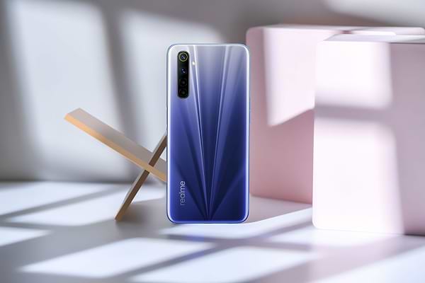 Фото - Смартфон realme 6 4/128Gb Blue