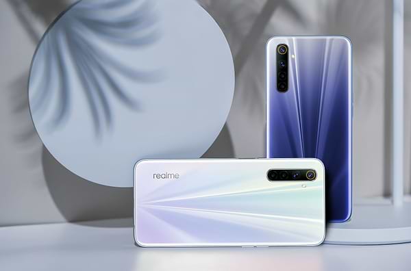 Фото - Смартфон realme 6 4/128Gb White