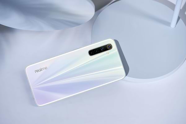 Фото - Смартфон realme 6 4/128Gb Blue