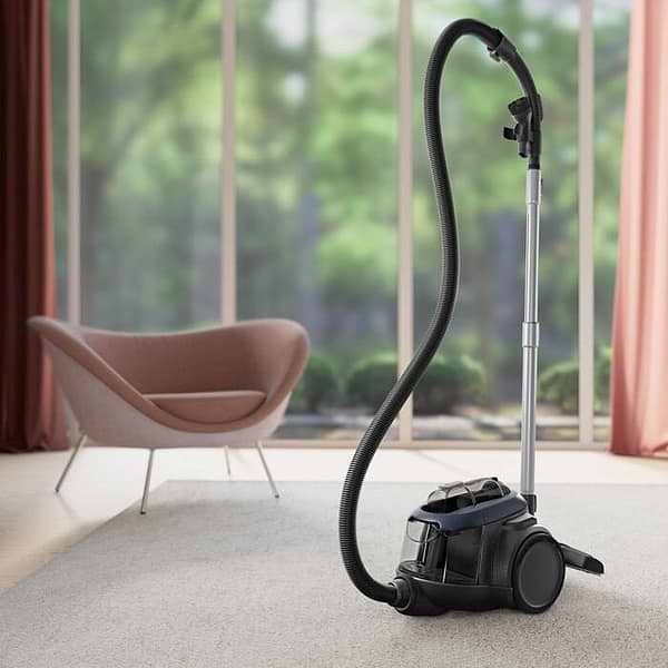 Фото - Пылесос для сухой уборки без мешка Electrolux EL61C3DB