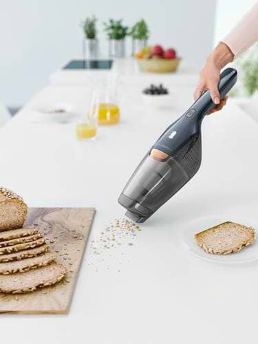 Фото - Пылесос ручной для дома Electrolux EERC75DB