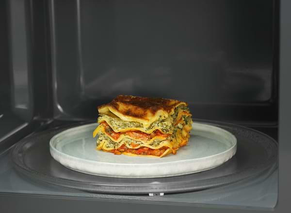 Фото - Мікрохвильова піч (НВЧ) Electrolux EMZ421MMW