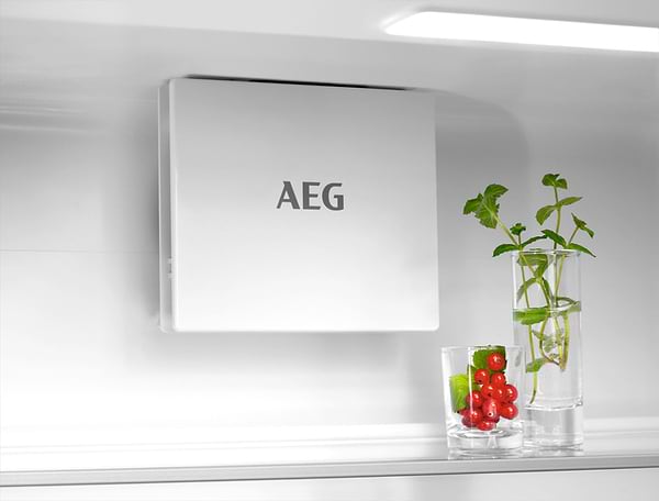 Фото - Холодильник вбудований AEG OSC7G18RES