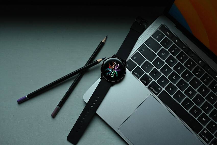 Фото - Смарт-годинник Canyon Badian SW-68 Black (CNS-SW68BB)