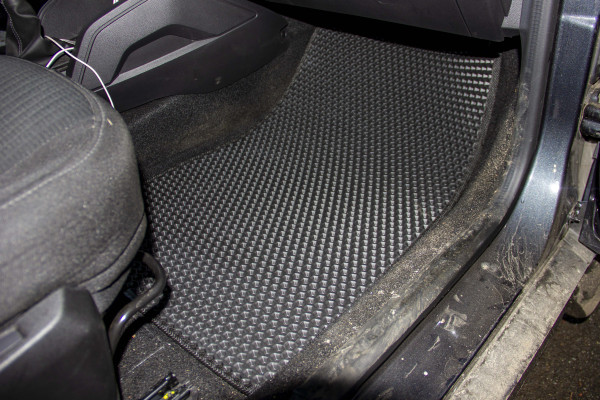 Фото - EVA коврики в салон авто EVAtech для Duster (HM) AT Renault 2018 2 поколение SUV EU RT11403C5RD2SGB