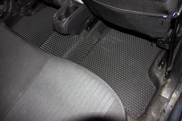 Фото - EVA коврики в салон авто EVAtech для Duster (HM) MT Renault 2018 2 поколение SUV EU RT13505CD5SGB