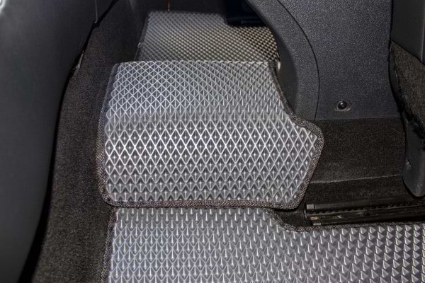 Фото - Килимки з екошкіри в салон авто EVAtech ECO для Megane (III) 5-doors AT Renault 2008-2016 3 покоління Htb EU RT33180CEV5RN2BBB