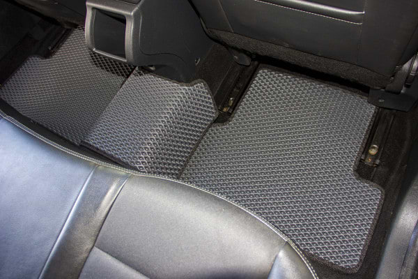 Фото - Килимки з екошкіри в салон авто EVAtech ECO для Megane (III) 5-doors AT Renault 2008-2016 3 покоління Htb EU RT33180CEV5RN2BBB