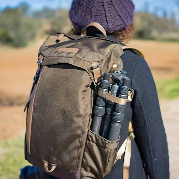 Фото - Рюкзак для фотокамеры со смен.объективом Vanguard VEO GO 46M Khaki-Green (VEO GO 46M KG)