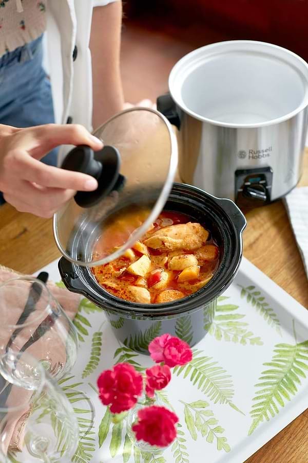Фото - Мультиварка-медленноварка Russell Hobbs 25570-56 Compact Home