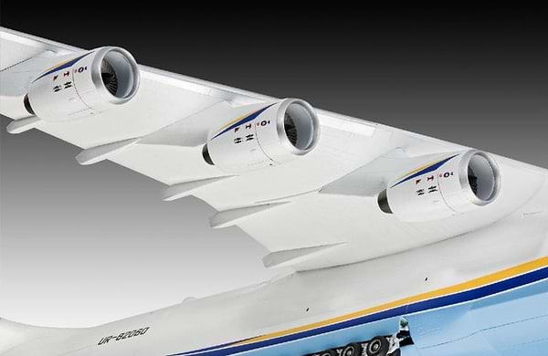 Фото - Набір для моделювання техніки Revell Вантажний літак АН-225 Мрія 1:144 (RVL-04958)