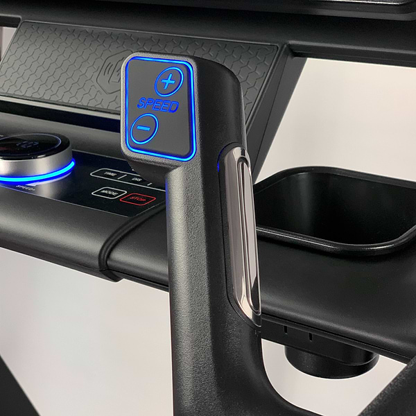 Фото - Бігова доріжка FitLogic T69A Pro