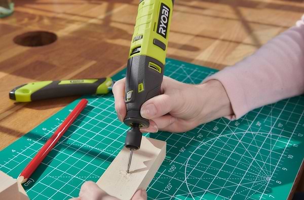 Фото - Прямая шлифовальная машина Ryobi RRT4-120GA15