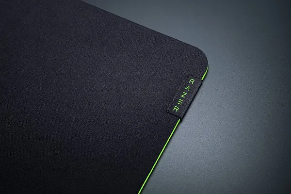 Фото - Килимок для миші ігровий Razer Gigantus V2 Large (RZ02-03330300-R3M1)
