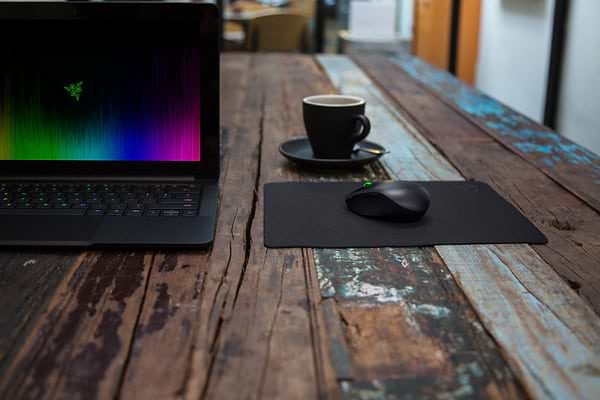 Фото - Коврик для мыши игровой Razer Goliathus Mobile Stealth Ed. (RZ02-01820500-R3M1)
