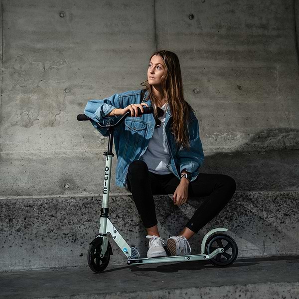 Фото - Двоколісний самокат Micro серії Speed ​​Deluxe - ЗЕЛЕНА ГЛИНА (SA0211)